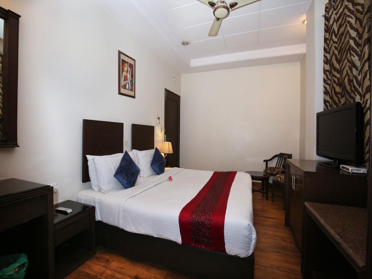 Oyo Flagship 113 Golden Temple Road Hotel Amritsar Exterior photo